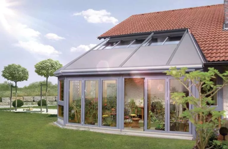 Markise als Sonnenschutz Wintergartenmarkise aus Glas