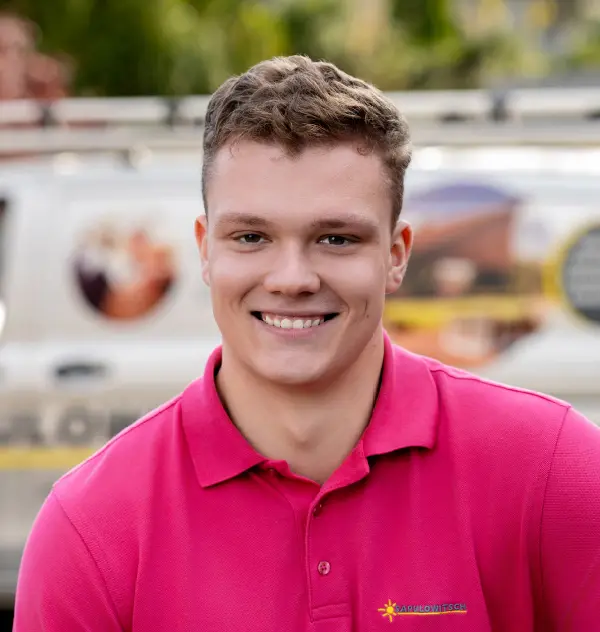 Mitarbeiter Max Schmidt